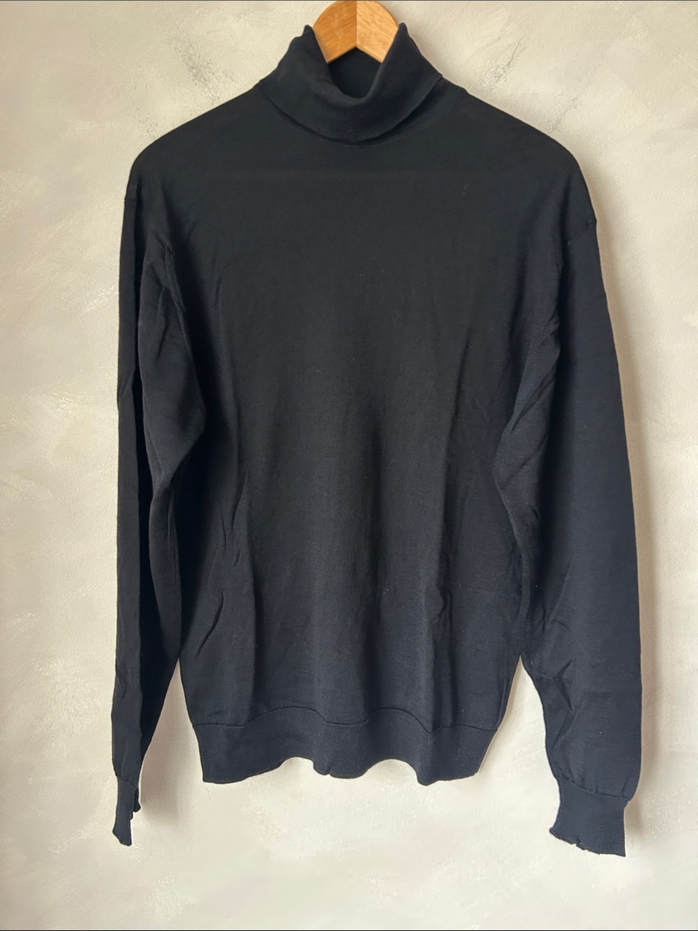 Vintage Pringle of Scotland Merino Wool knit turtleneck Women's Size EU 40 black